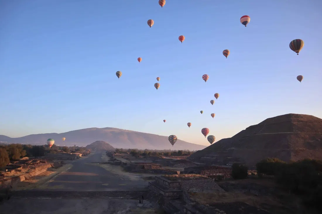 Teotihuacán Balloons, Mexico City